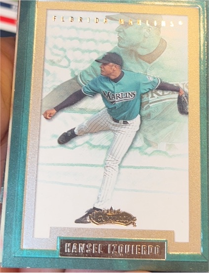 2002 Fleer Showcase #148 Hansel Izquierdo — front