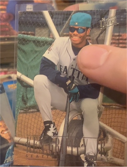 1996 Fleer Ultra #126 Ken Griffey Jr. — front