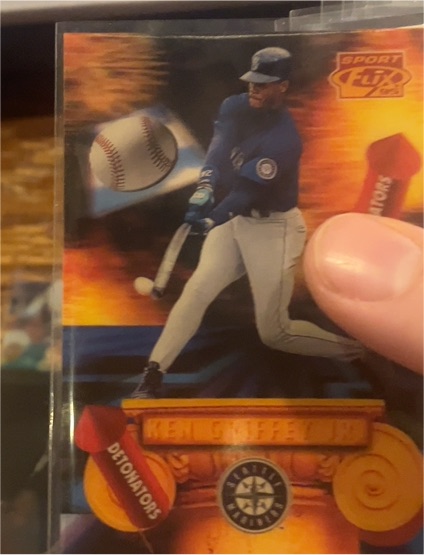 1995 Pinnacle Sportflix #DE3 Ken Griffey Jr. — front