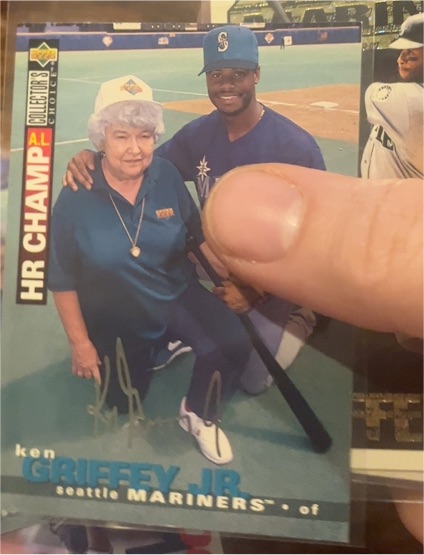 1995 Upper Deck Collector's Choice #70 Ken Griffey Jr. — front