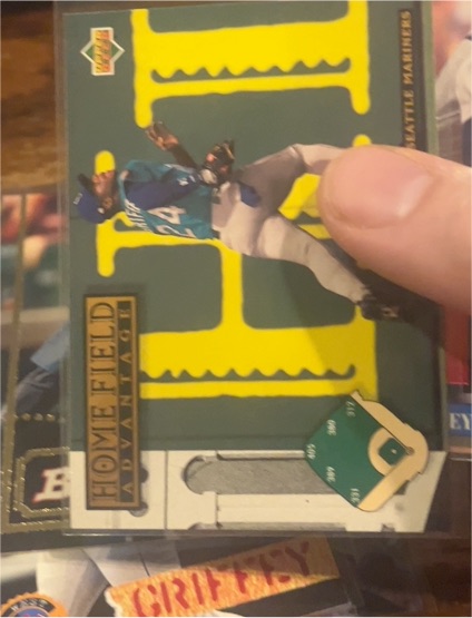 1994 Upper Deck #292 Ken Griffey Jr. Home Field Advantage — front