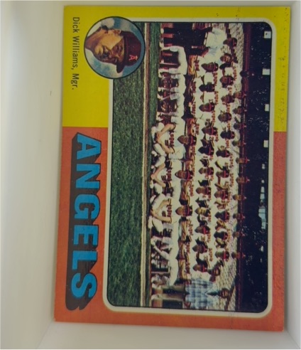 1975 Topps #236 California Angels Team Card Dick Williams — front