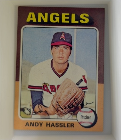 1975 Topps #261 Andy Hassler — front