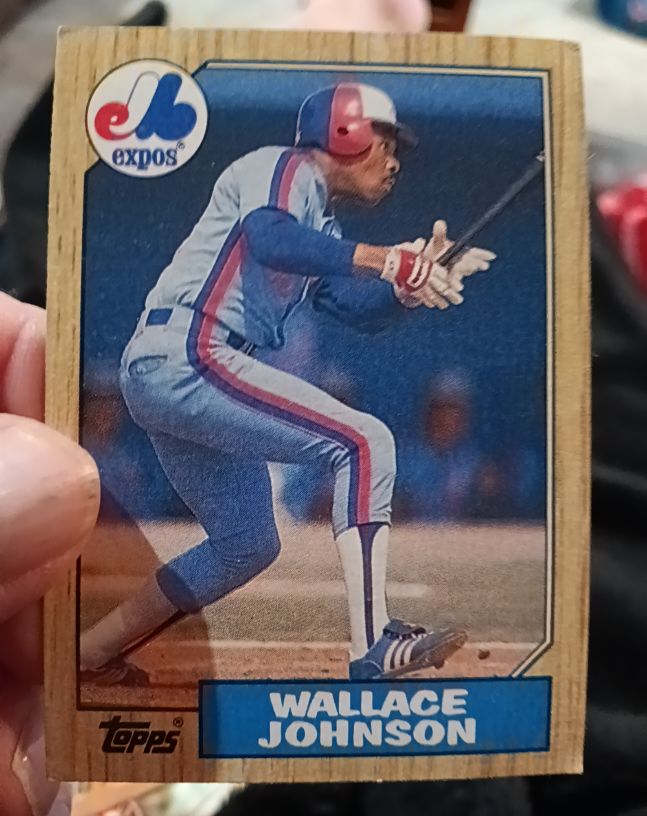 1987 Topps #588 Wallace Johnson — front
