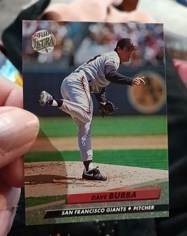 1992 Fleer Ultra #587 Dave Burba — front