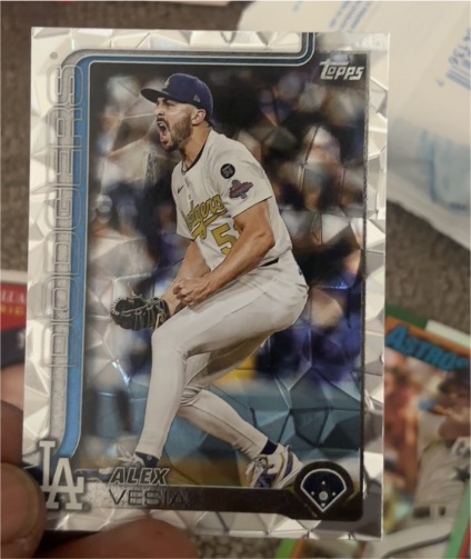 2025 Topps Update Series #US239 Alex Vesia — front