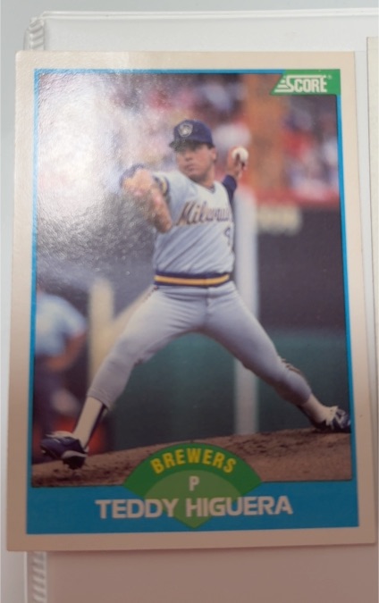 1989 Score #132 Teddy Higuera — front