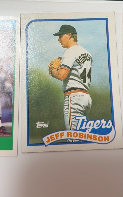 1989 Topps #267 Jeff Robinson — front