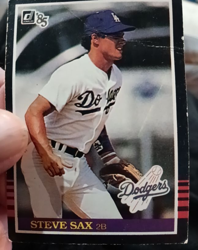 1985 Donruss #418 Steve Sax — front