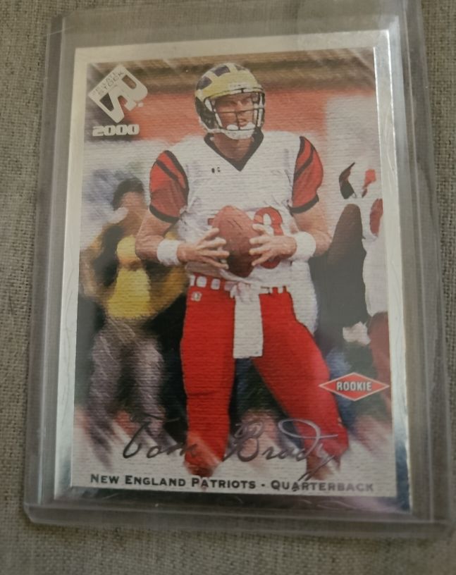 2000 Pacific Private Stock #128 Tom Brady Rookie — front