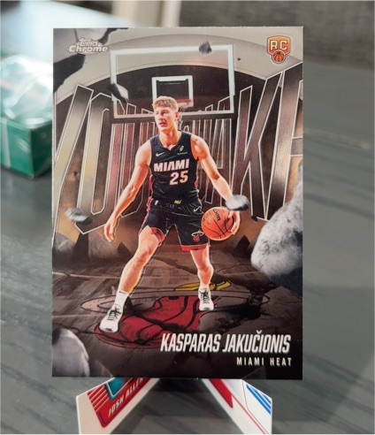 2025-26 Topps Chrome Youthquake #YQ-11 Kasparas Jakučionis — front