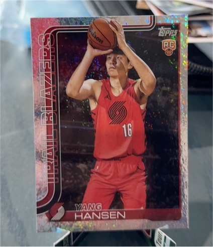 2025-26 Topps #216 Yang Hansen — front