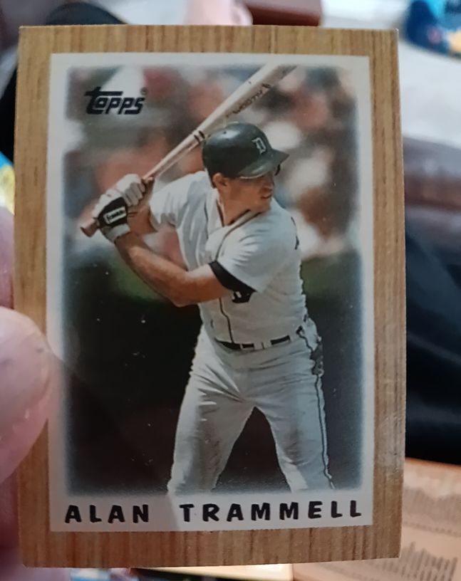 1987 Topps Major League Leaders Minis #56 Alan Trammell — front