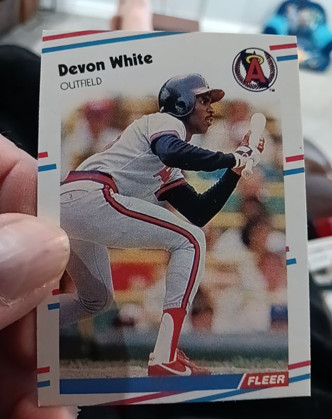 1988 Fleer #506 Devon White — front