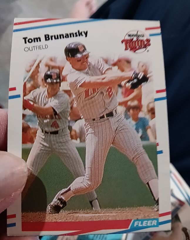 1988 Fleer #5 Tom Brunansky — front