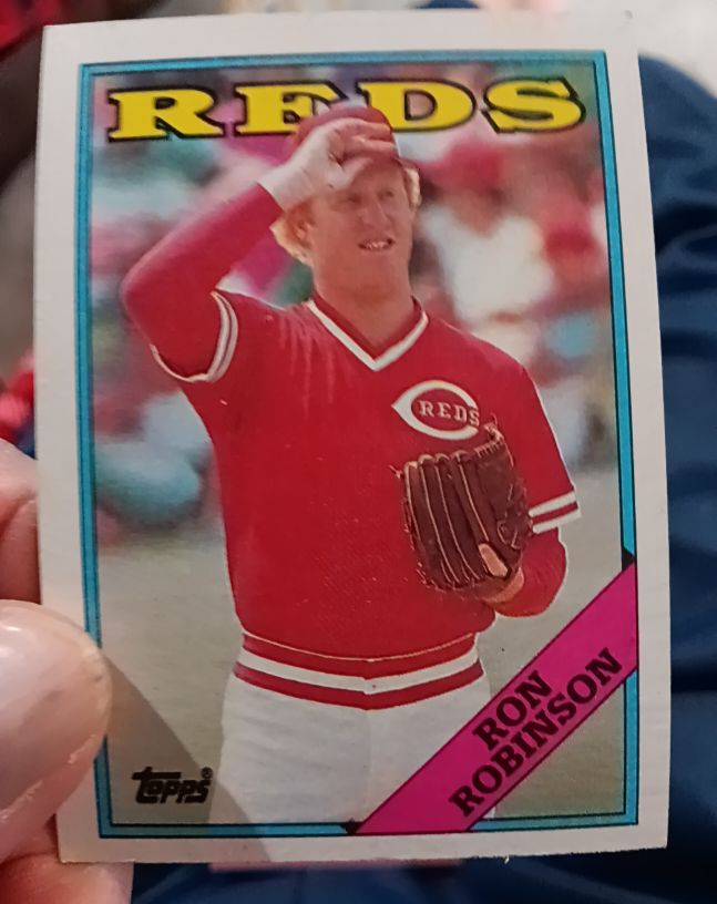 1988 Topps #517 Ron Robinson — front