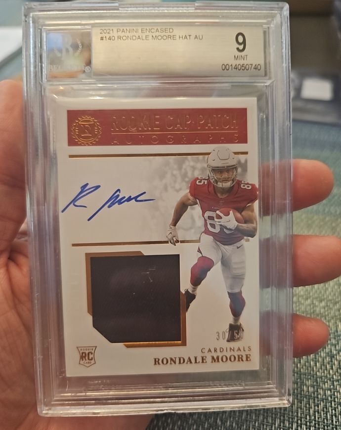 2021 Panini Encased #140 Rondale Moore Rookie Cap Patch Autographs — front