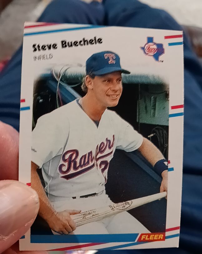1988 Fleer #463 Steve Buechele — front