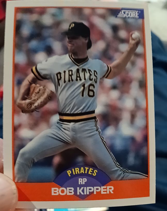 1989 Score #354 Bob Kipper Pittsburgh Pirates — front