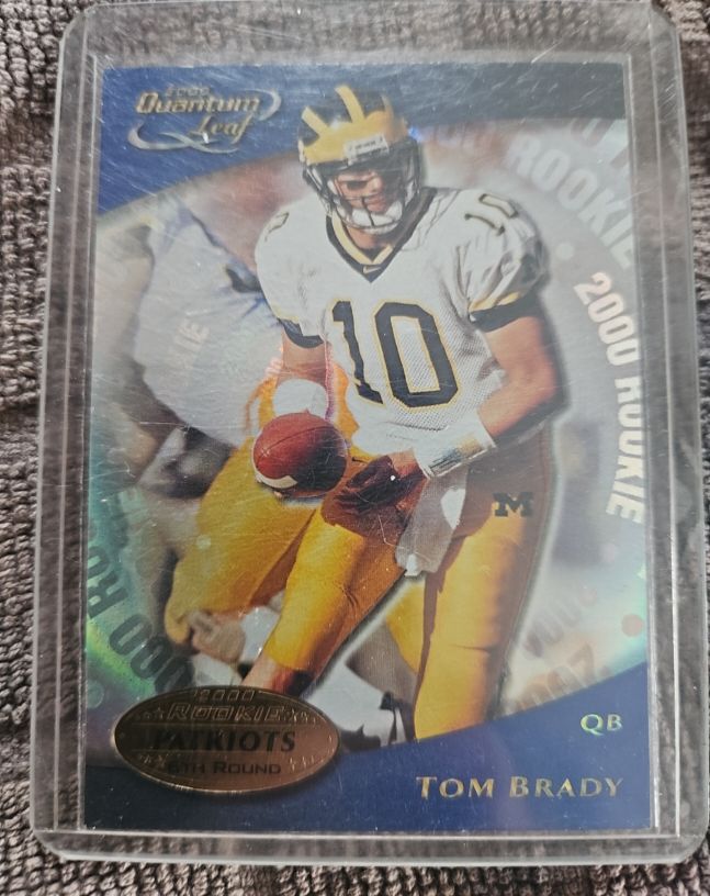 2000 Quantum Leaf #343 Tom Brady Rookie — front