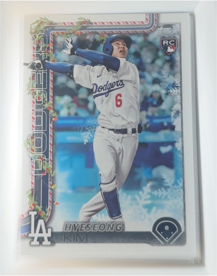 2025 Topps Holiday #H174 Hyeseong Kim — front