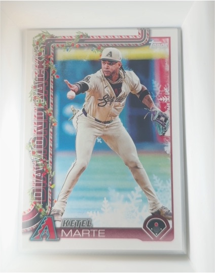 2025 Topps Holiday #H43 Ketel Marte — front