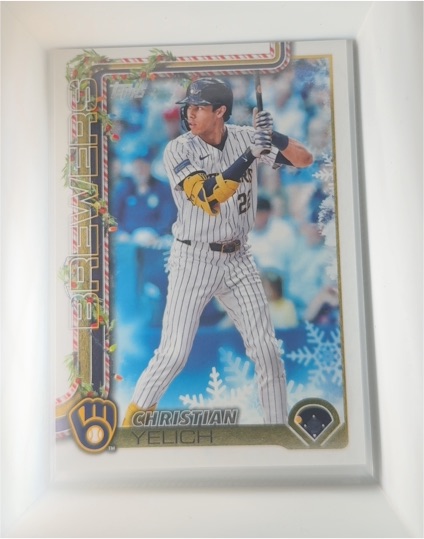 2025 Topps Holiday #H25 Christian Yelich — front