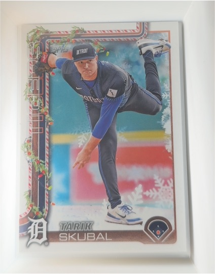 2025 Topps Holiday #H74 Tarik Skubal — front
