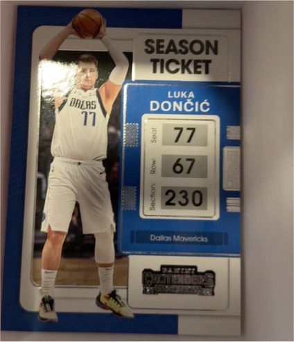 2021-22 Panini Contenders #18 Luka Dončić — front