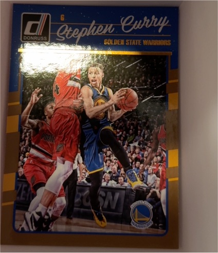 2016-17 Donruss #135 Stephen Curry — front