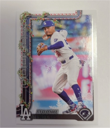 2025 Topps Holiday #H52 Mookie Betts — front