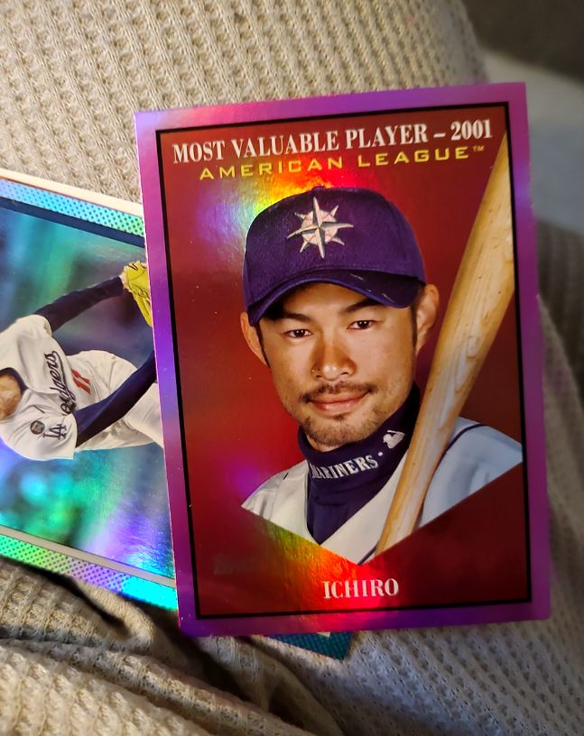2025 Topps Update #MV-24 Ichiro Most Valuable Player 2001 — front