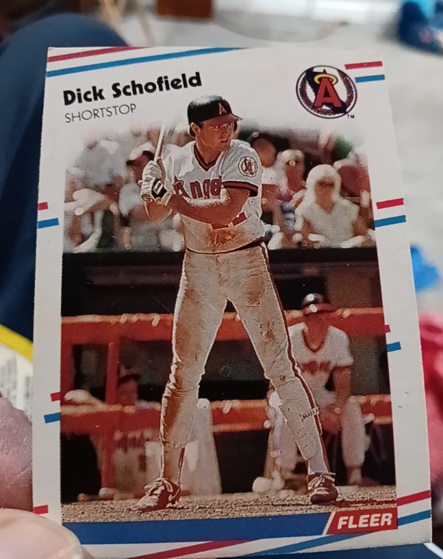 1988 Fleer #504 Dick Schofield — front
