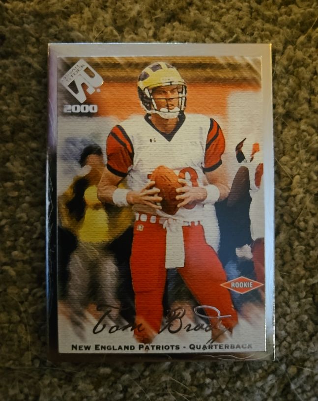 2000 Pacific Private Stock #128 Tom Brady Rookie — front