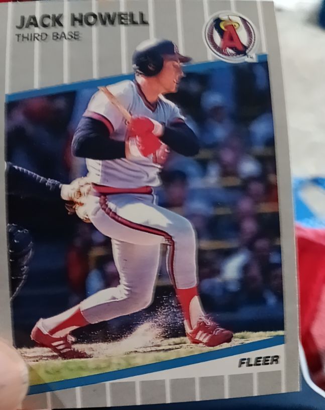 1989 Fleer #480 Jack Howell — front