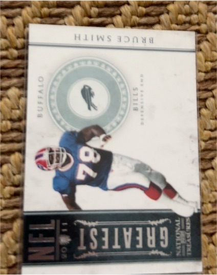 2011 National Treasures NFL Greatest Bruce Smith — front
