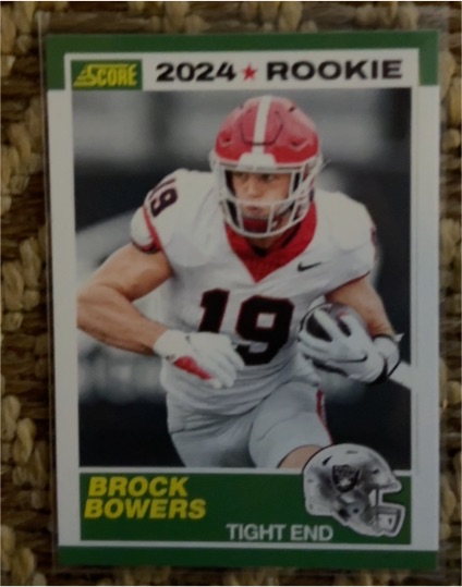 2024 Panini Score #10 Brock Bowers — front