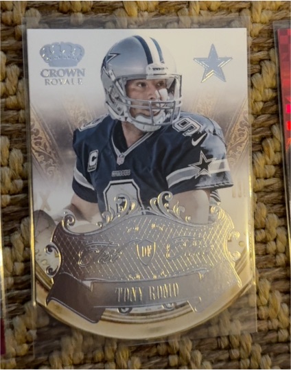 2013 Panini Crown Royale #6 Tony Romo — front