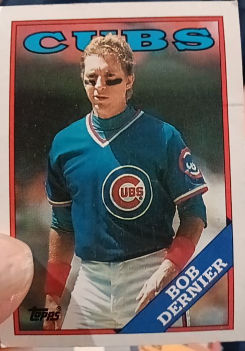 1988 Topps #642 Bob Dernier Chicago Cubs — front