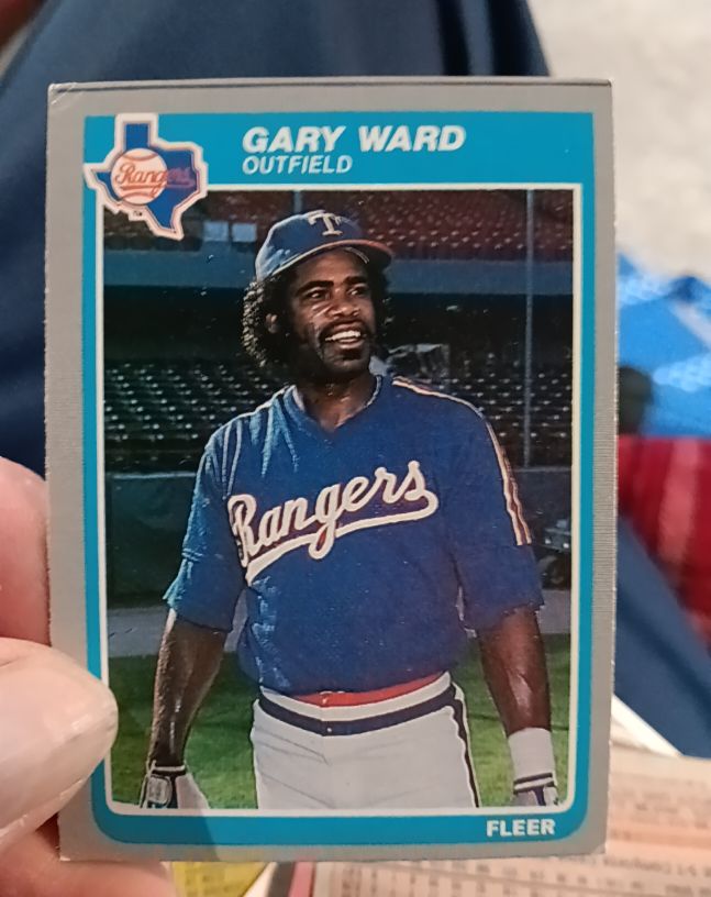 1985 Fleer #572 Gary Ward — front