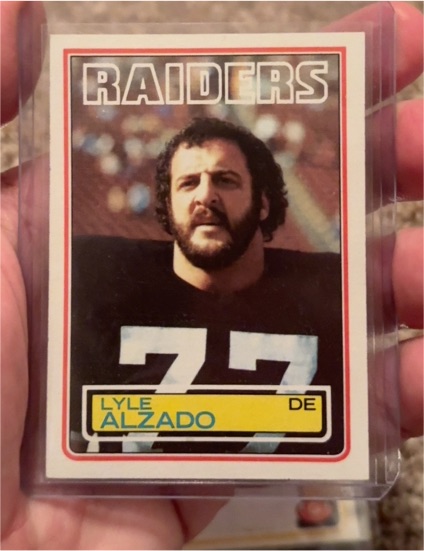 1983 Topps #295 Lyle Alzado — front