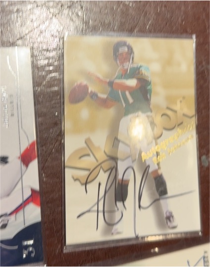 1998 Skybox Autographics #4 Jamie Asher — front