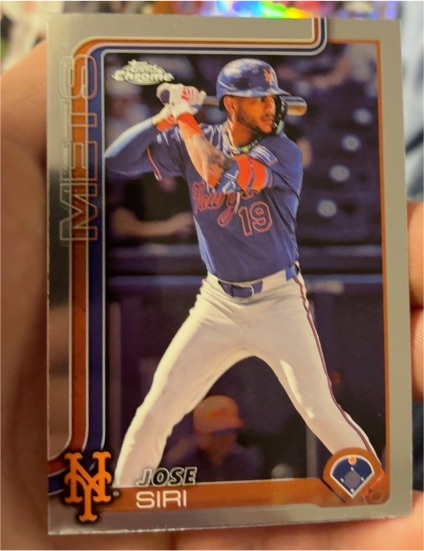 2025 Topps Chrome #195 Jose Siri — front