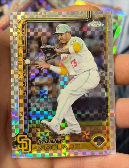 2025 Topps Chrome #215 Manny Machado — front