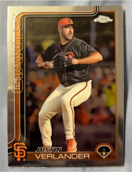2025 Topps Chrome #242 Justin Verlander — front