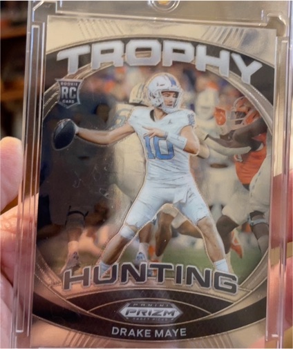 2024 Panini Prizm Draft Picks Trophy Hunting #TH-DME Drake Maye — front