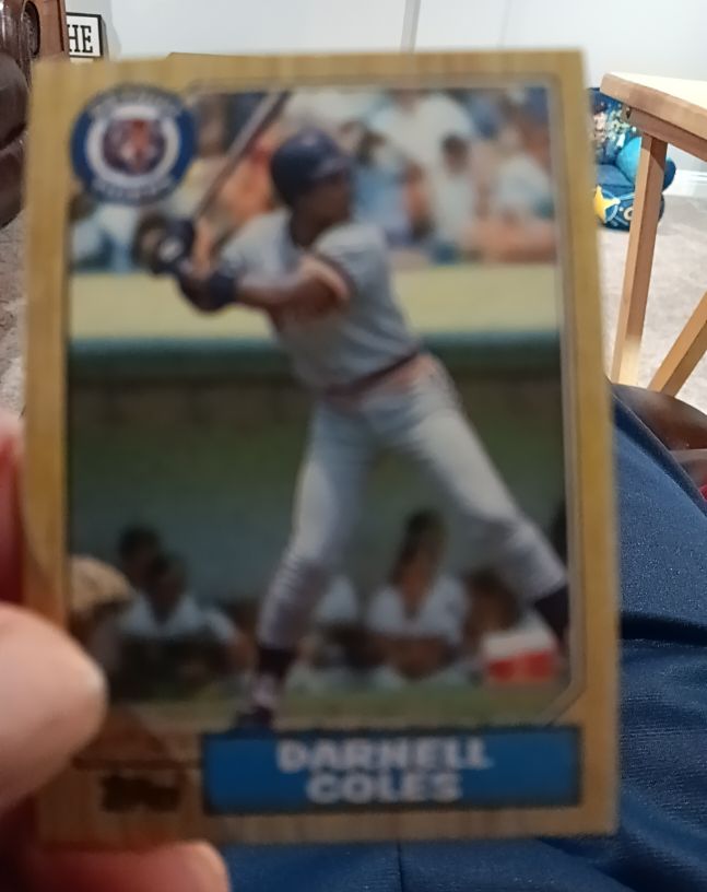 1987 Topps #713 Darnell Coles — front