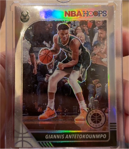2019-20 Panini NBA Hoops Premium Stock #102 Giannis Antetokounmpo — front