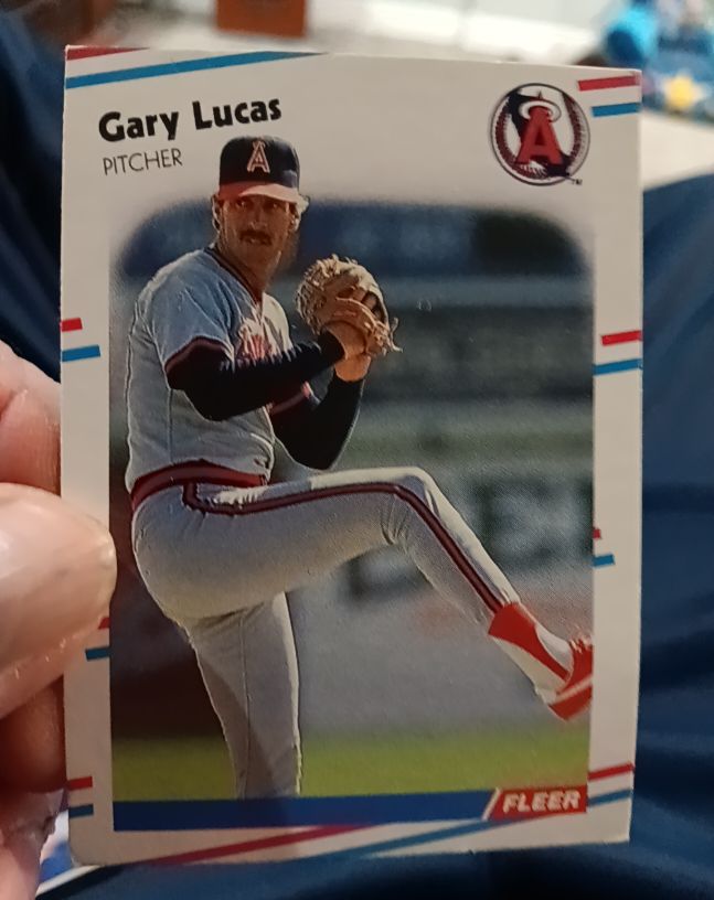 1988 Fleer #495 Gary Lucas — front