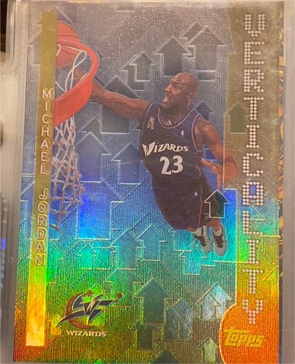 2002-03 Topps #V8 Michael Jordan Verticality — front